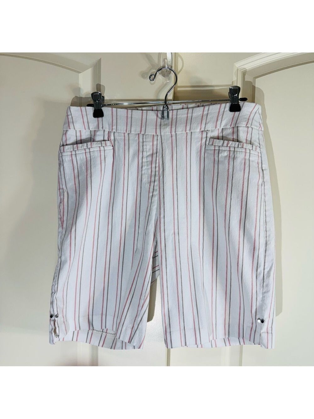 Bell Rose White with Pink and Beige Striped Pull-on Bermuda Shorts Large